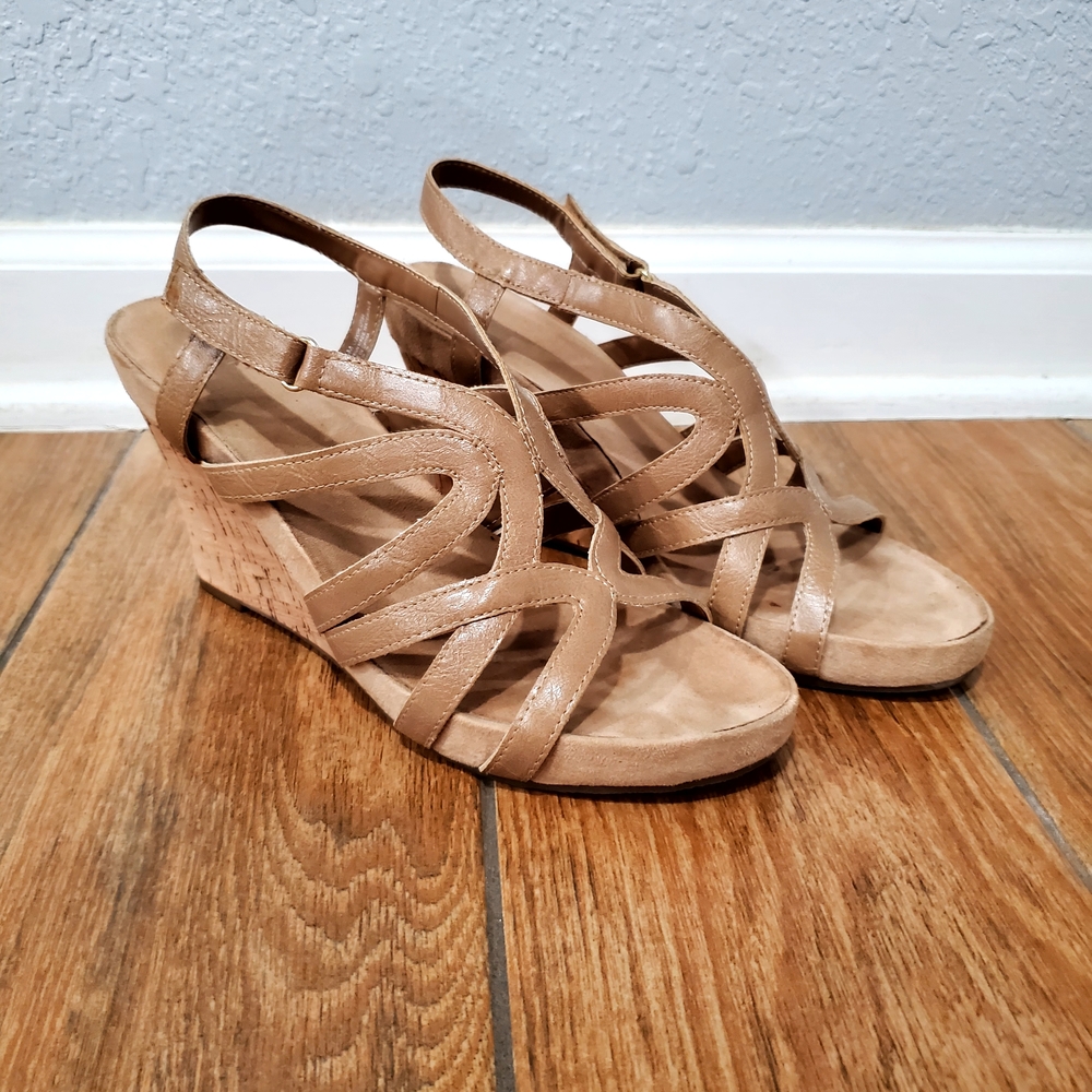 AEROSOLES Tan Strappy Wedge Sandals